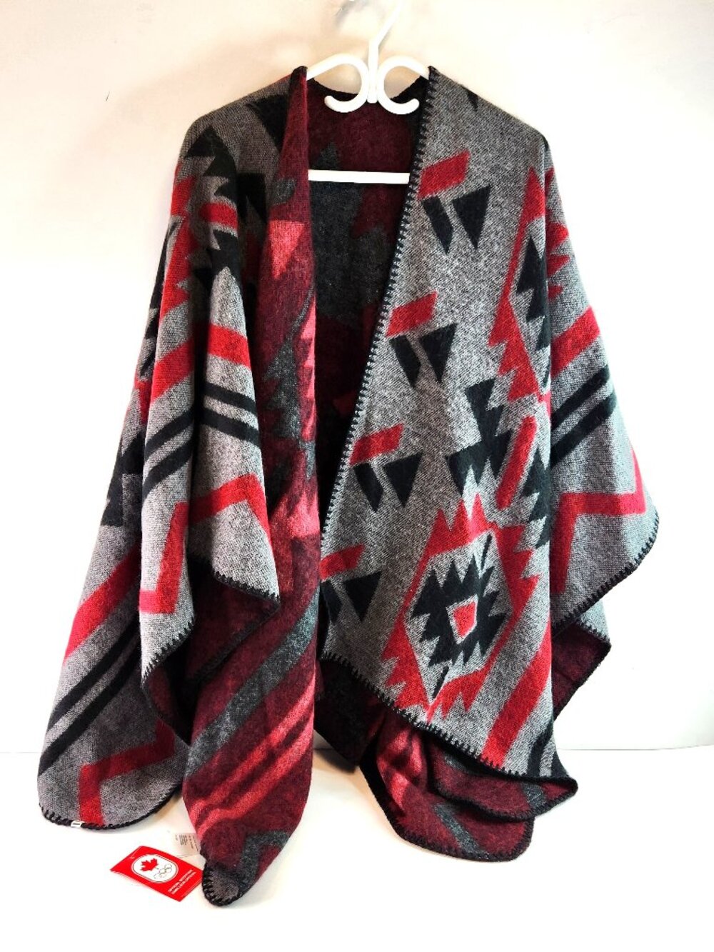 Team Canada Olympics Blanket Shawl Hudson Bay Maple Leaf OS NWT